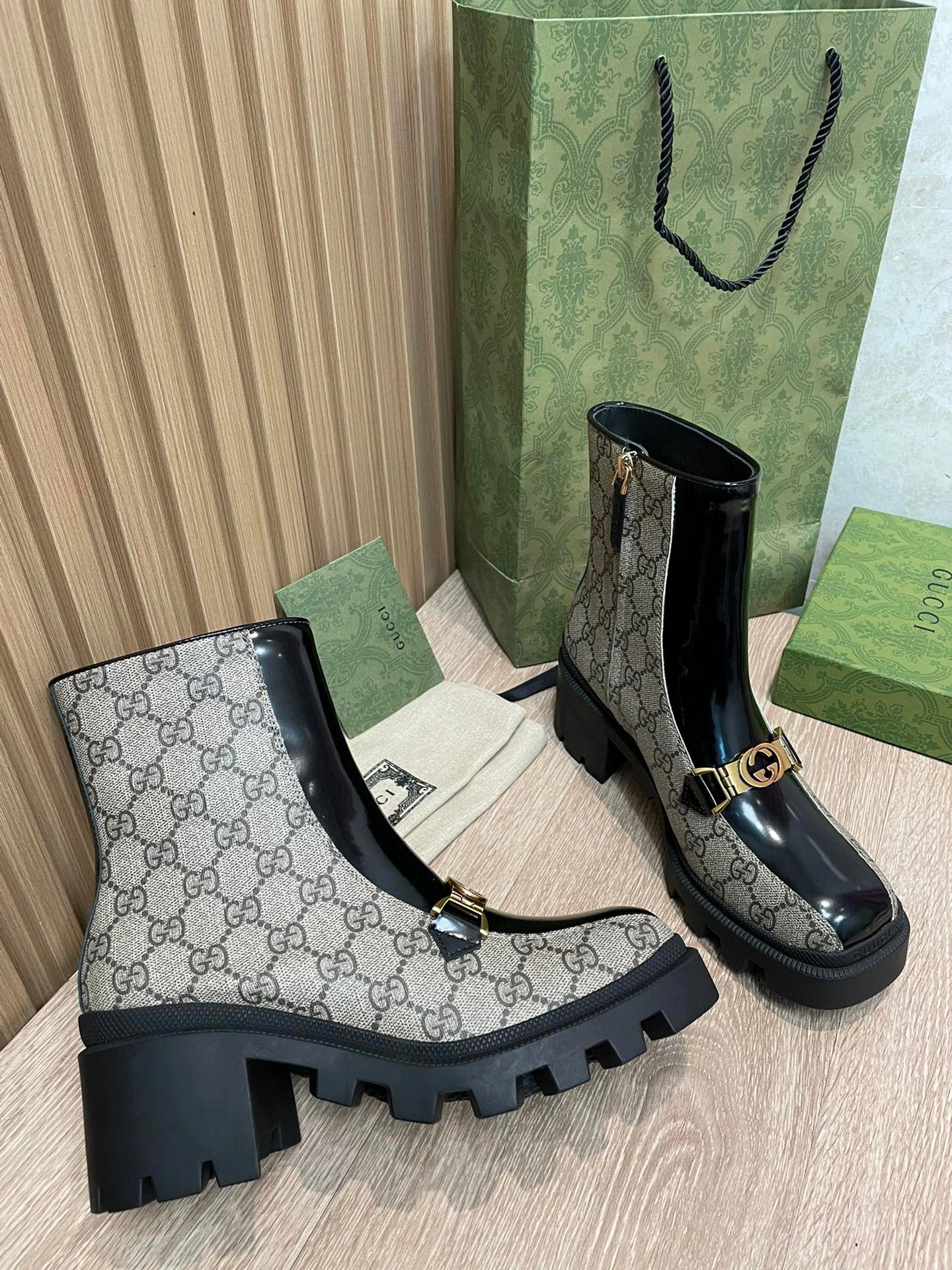 coco- 670412 2OQ50 9763 ，heel height ：5.5cm， Calfskin item:B-X158J2310